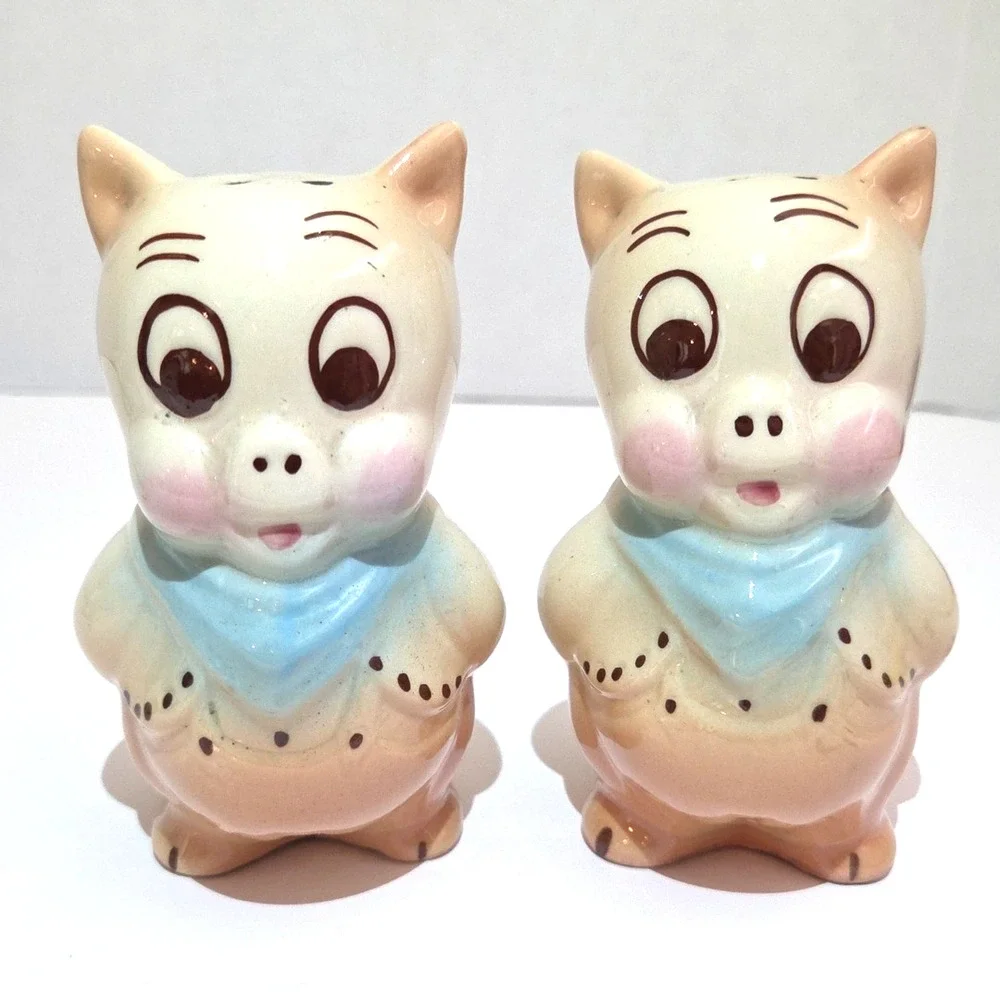 MCM Pig Salt & Pepper Shakers Blue Bandana Scarf Kitsch Anthropomorphic Ceramic